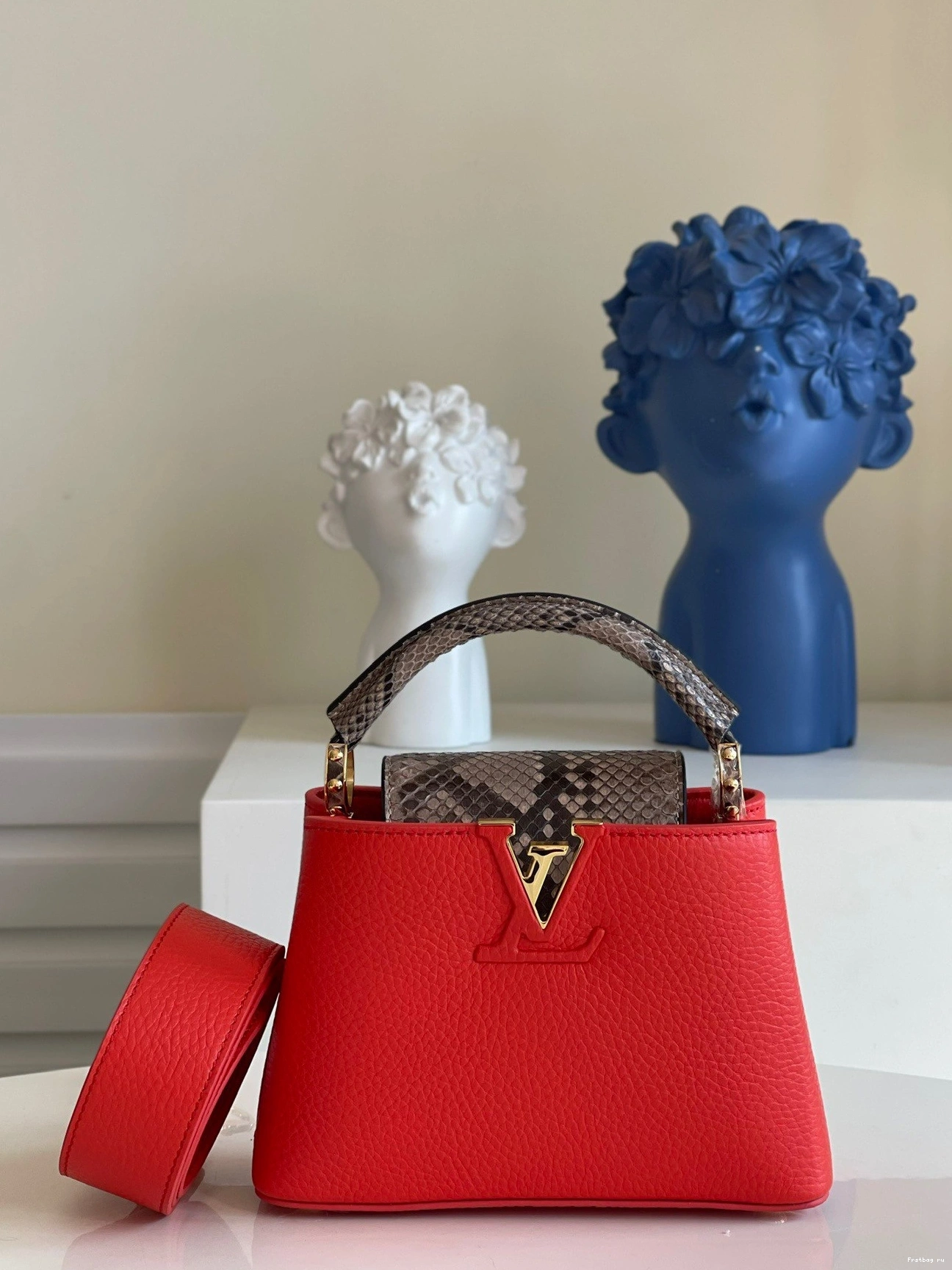 Frstbag ru CAPUCINES VUITTON LOUIS MINI 0731